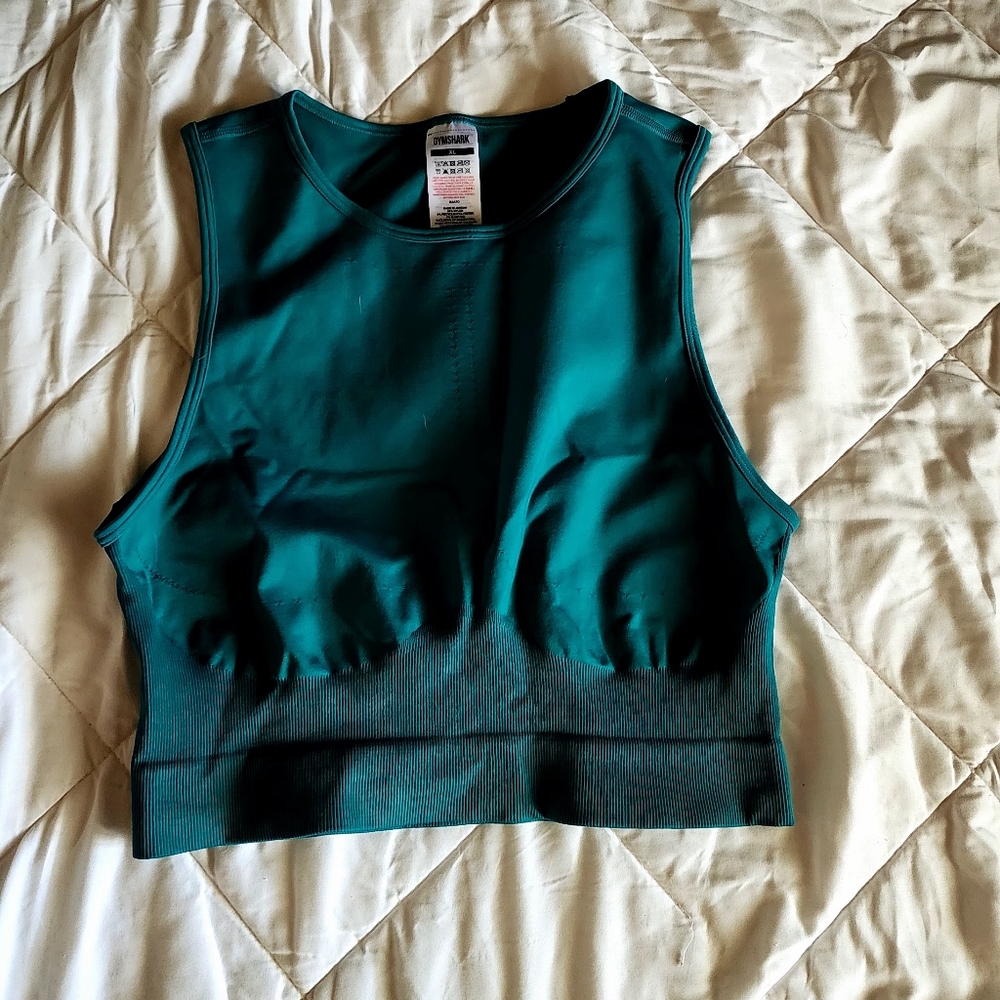 Gymshark sweat seamless crop top.
